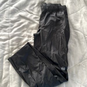 Black REI rain pants - NWT